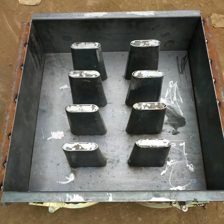 1592459044954444.jpg 蓋板鋼模具.jpg