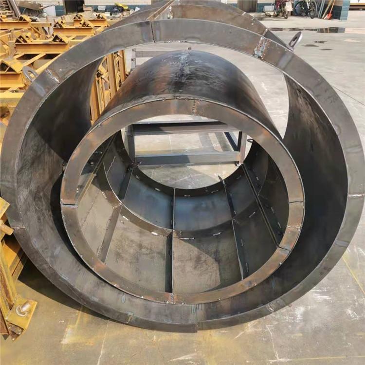 檢查井模具生產.jpg 檢查井模具生產.jpg