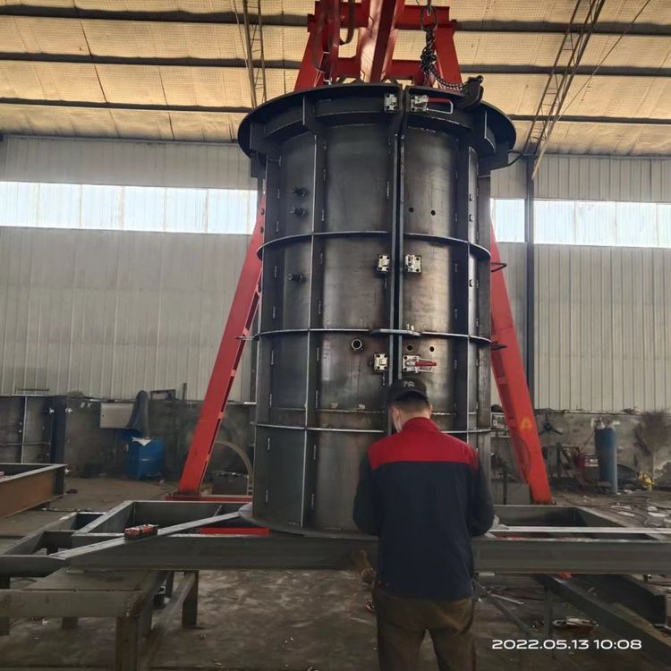 1663974194247338.jpg 污水井鋼模板.jpg