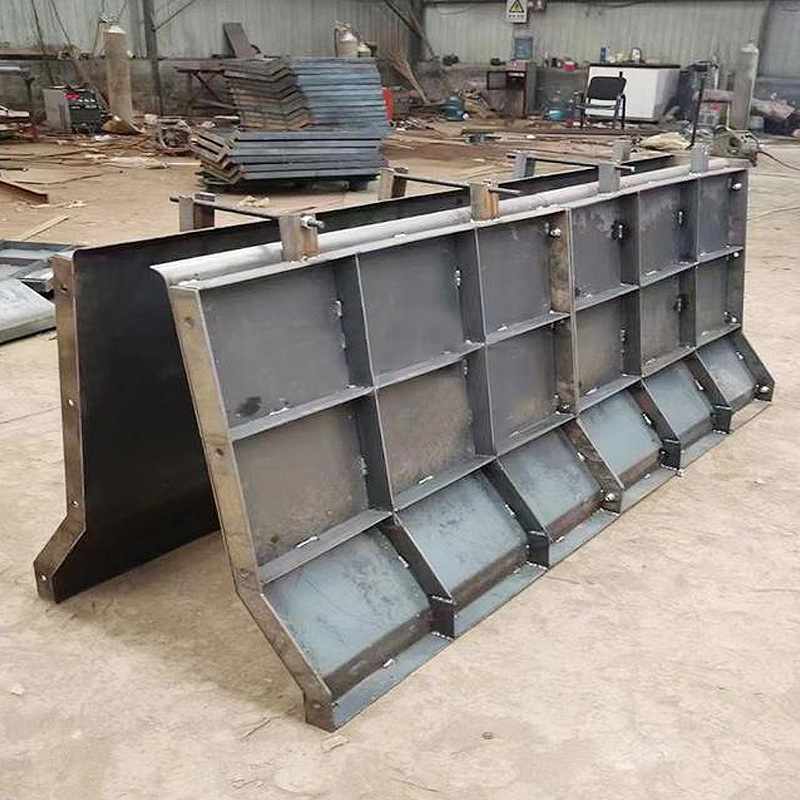 1675165471661028.jpg 防撞墻模板11.jpg